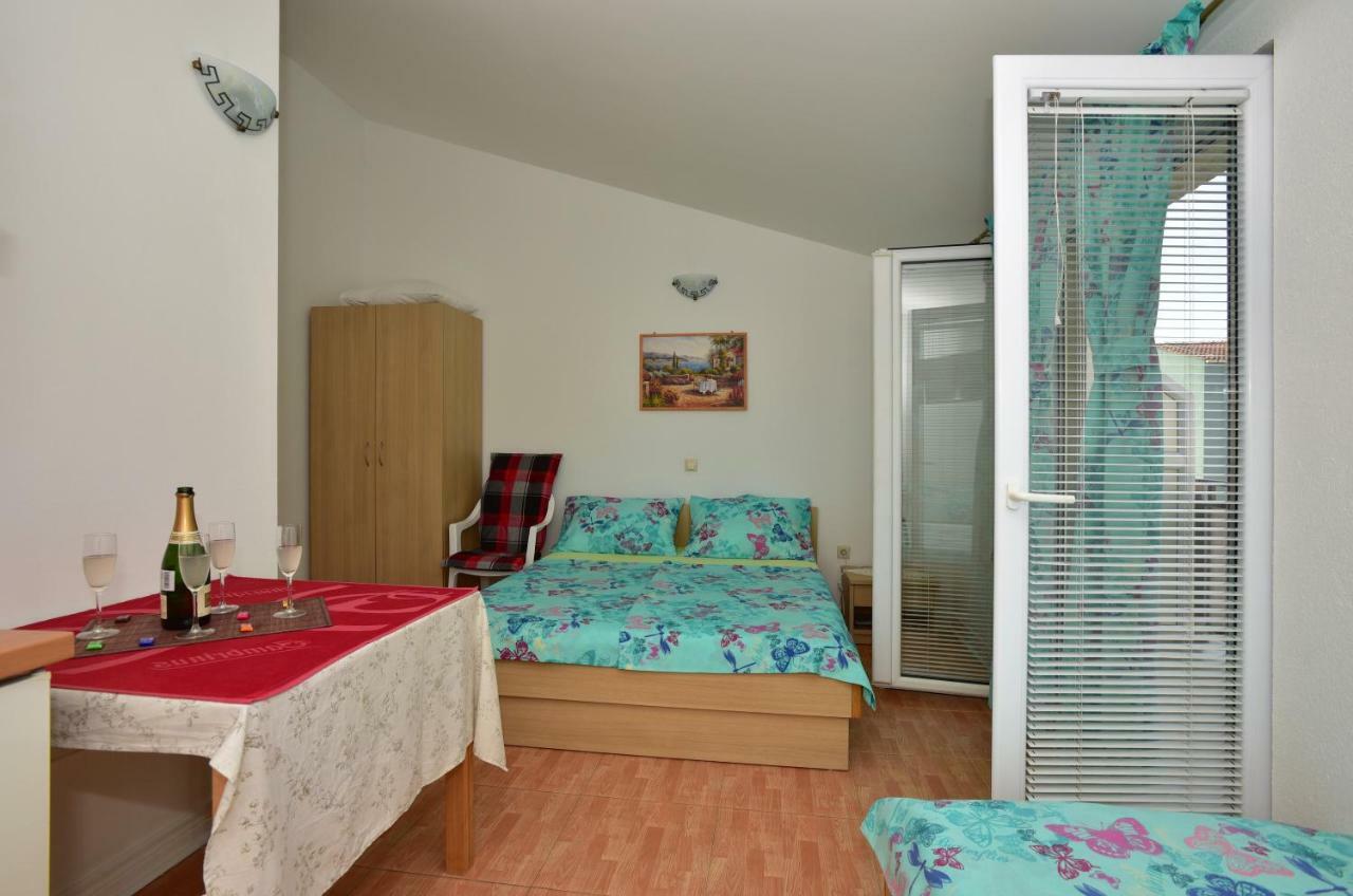 Studio Apartments Antonio Makarska Ngoại thất bức ảnh
