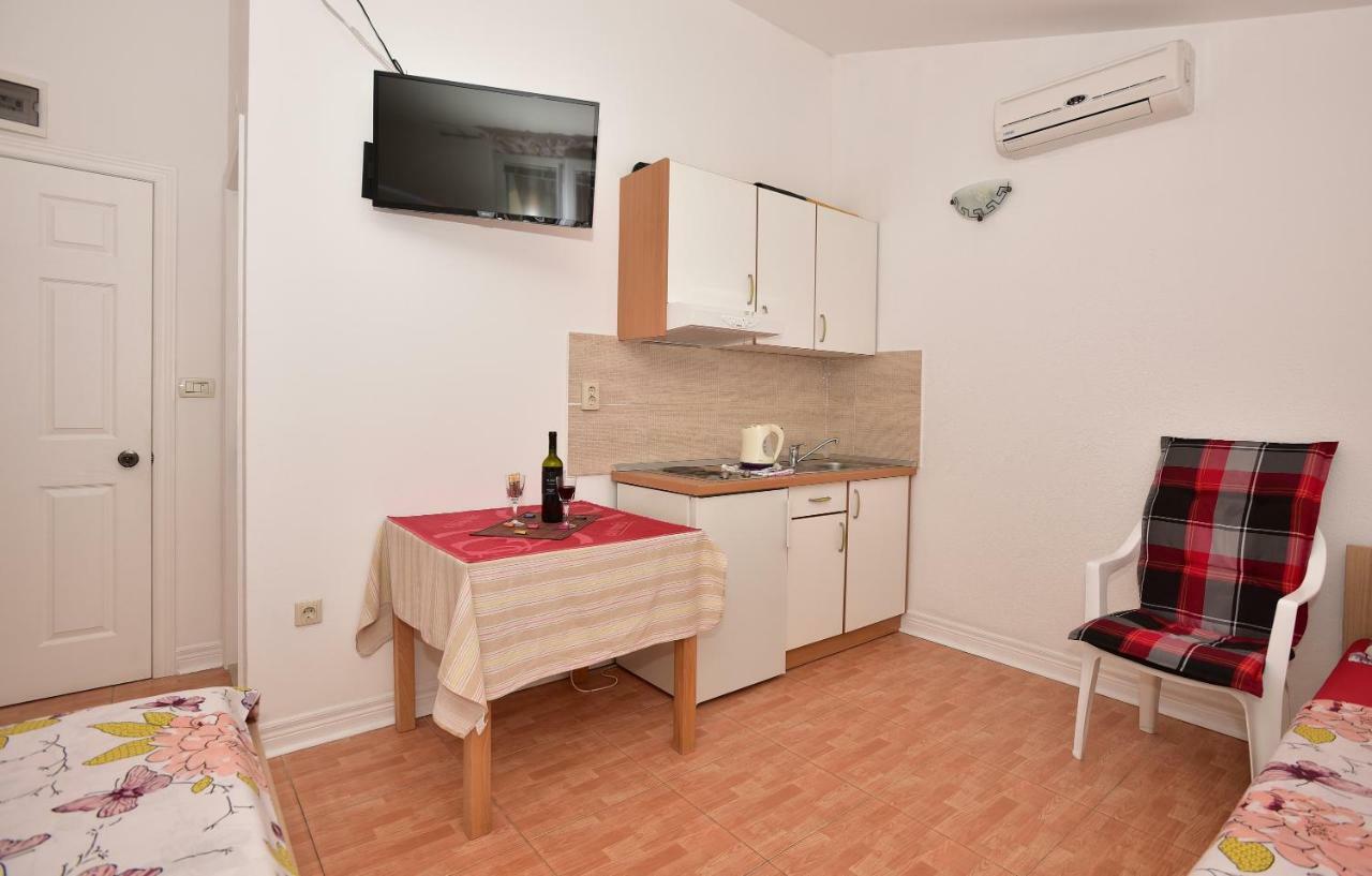 Studio Apartments Antonio Makarska Ngoại thất bức ảnh