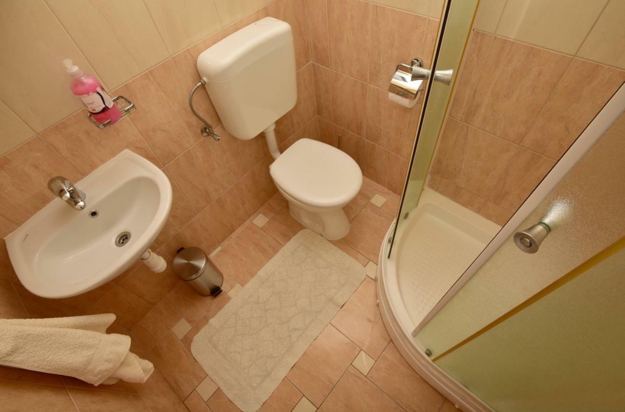 Studio Apartments Antonio Makarska Ngoại thất bức ảnh