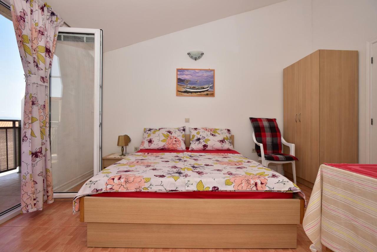 Studio Apartments Antonio Makarska Ngoại thất bức ảnh