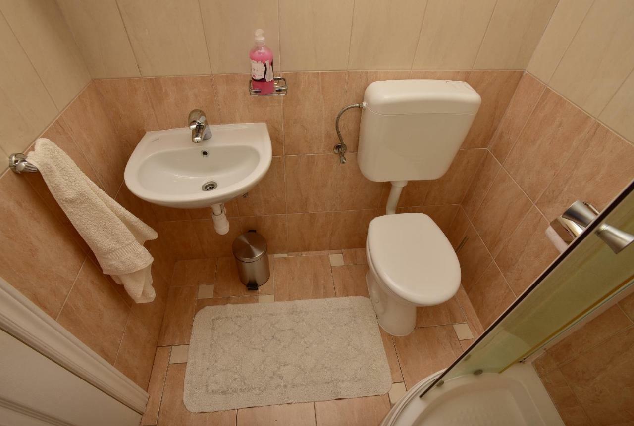 Studio Apartments Antonio Makarska Ngoại thất bức ảnh
