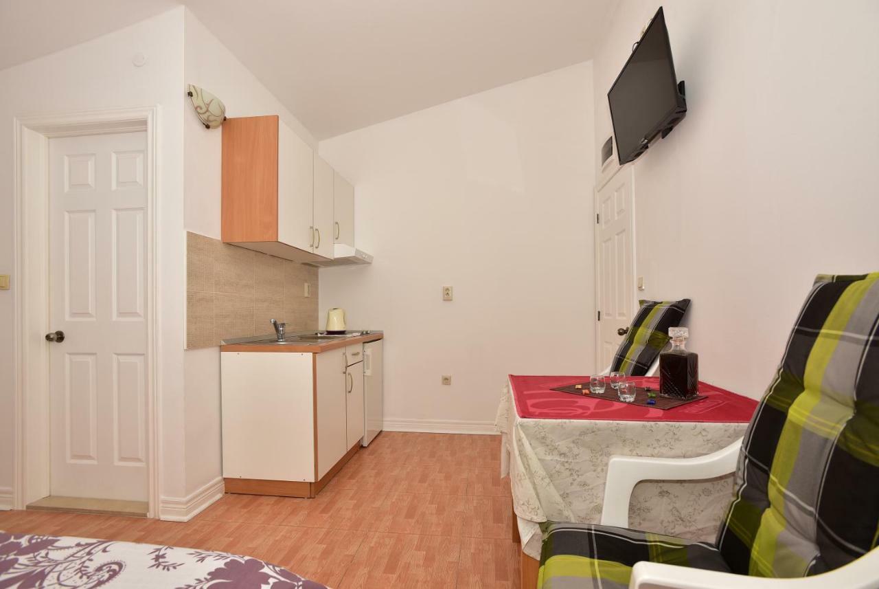 Studio Apartments Antonio Makarska Ngoại thất bức ảnh