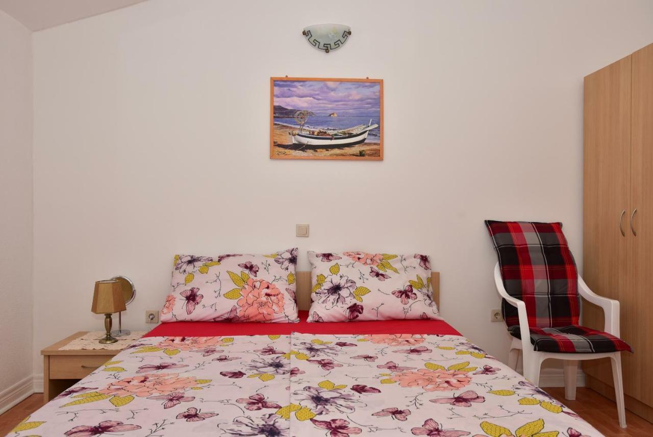 Studio Apartments Antonio Makarska Ngoại thất bức ảnh