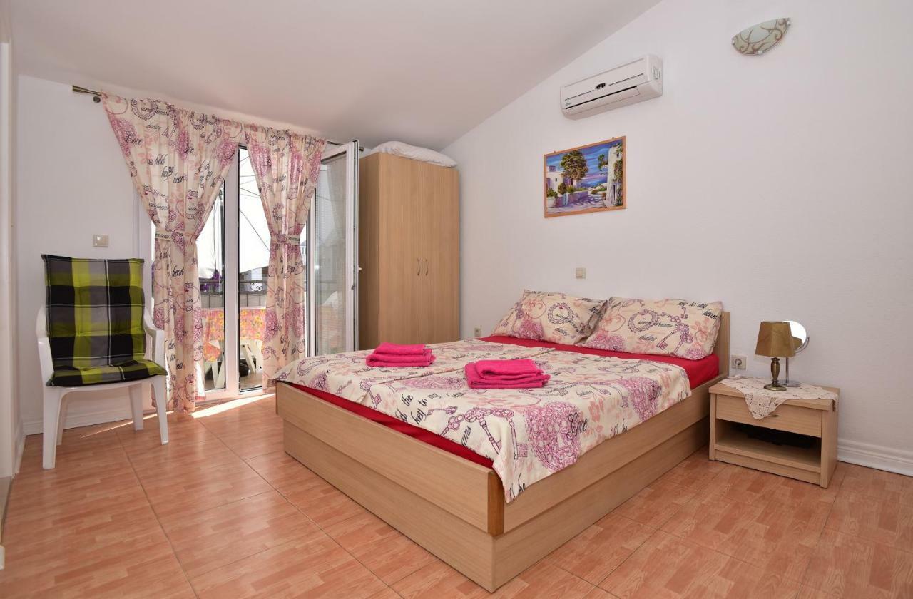 Studio Apartments Antonio Makarska Ngoại thất bức ảnh